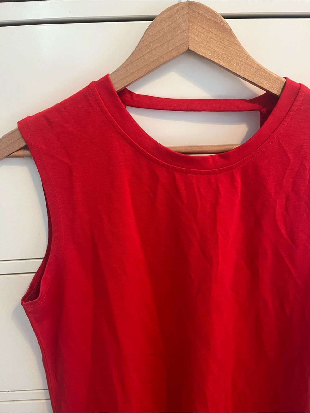 SSYS Sleeveless Tank - Picture 2 of 6